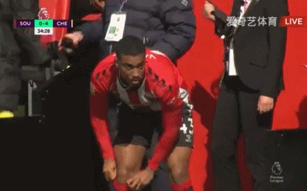 1649516961717080793.gif